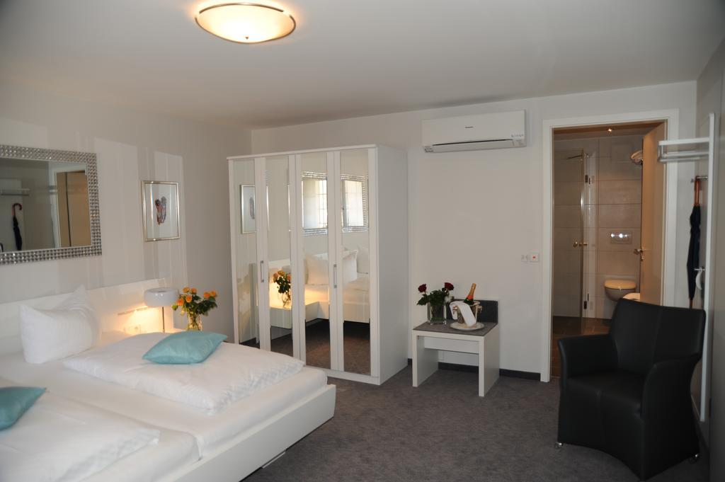 Hotel Adler - Weil Am Rhein Bagian luar foto