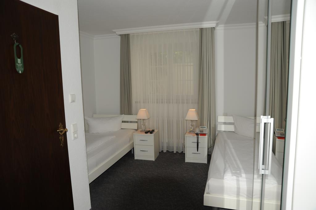 Hotel Adler - Weil Am Rhein Bagian luar foto